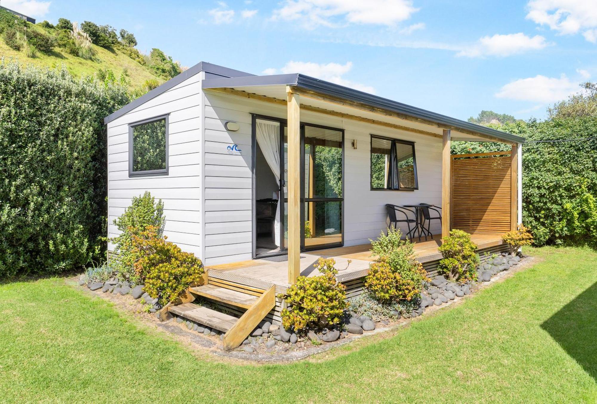 Port Waikato Holiday Park Dış mekan fotoğraf