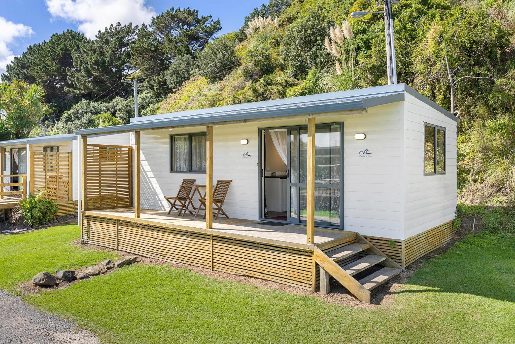 Port Waikato Holiday Park Dış mekan fotoğraf